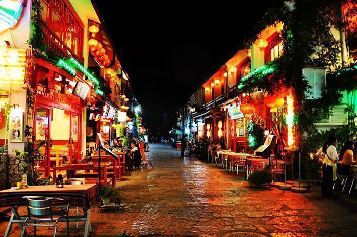【純臻桂林 4 天 3 晚】全程當(dāng)?shù)睾廊A五星酒店住宿 精選精華景點(diǎn)