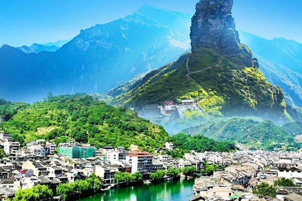 【黃小西鎮梵純玩4日游2-8人精致小團】貴州旅行社私家小團_黃果樹瀑布、小七孔、西江千戶苗寨、鎮遠古城、梵凈山4天3晚